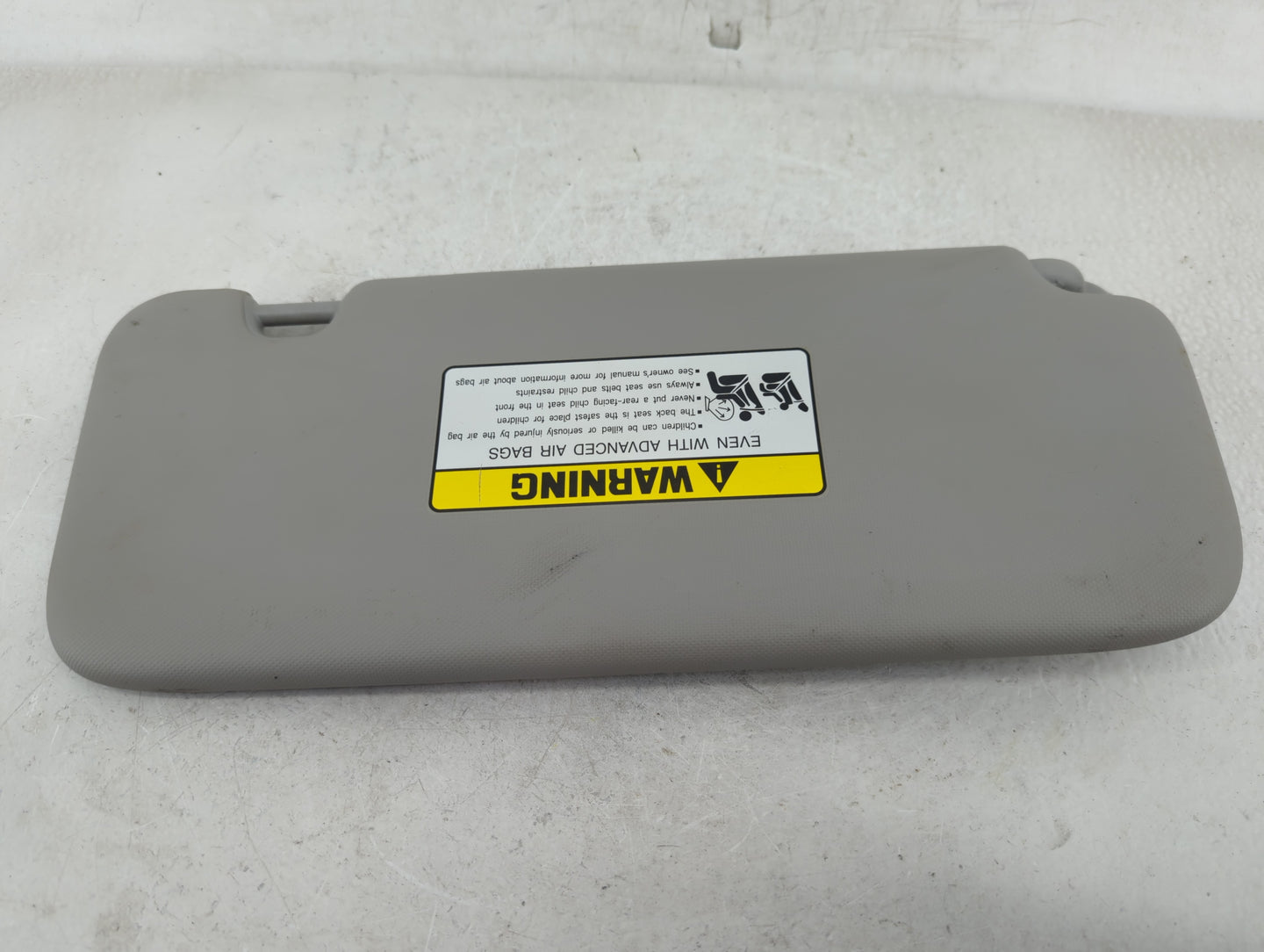 2021-2022 Hyundai Elantra Sun Visor Shade Replacement Driver Left Mirror Fits Fits 2021 2022 OEM Used Auto Parts - Oemusedau