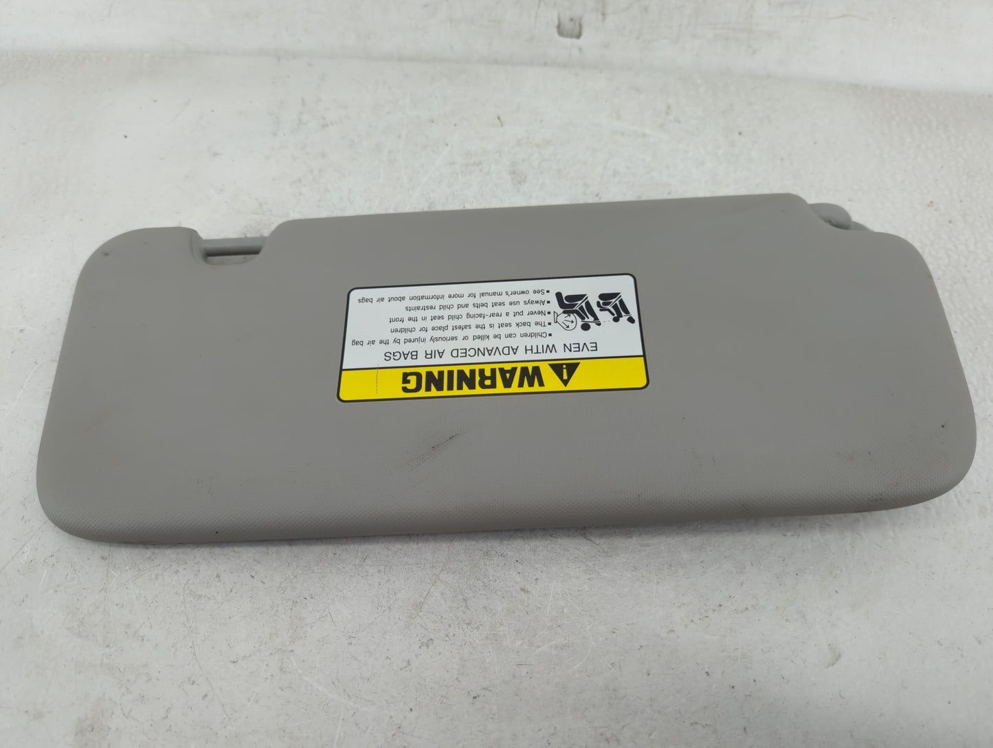 2021-2022 Hyundai Elantra Sun Visor Shade Replacement Driver Left Mirror Fits Fits 2021 2022 OEM Used Auto Parts - Oemusedau