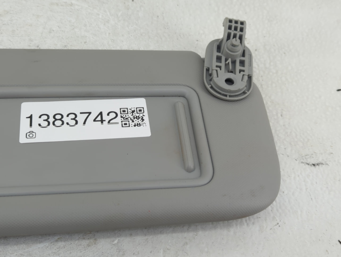 2021-2022 Hyundai Elantra Sun Visor Shade Replacement Passenger Right Mirror Fits Fits 2021 2022 OEM Used Auto Parts - Oemus