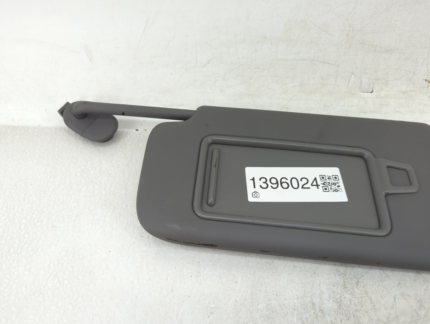 2021-2022 Hyundai Elantra Sun Visor Shade Replacement Passenger Right Mirror Fits Fits 2021 2022 OEM Used Auto Parts - Oemus