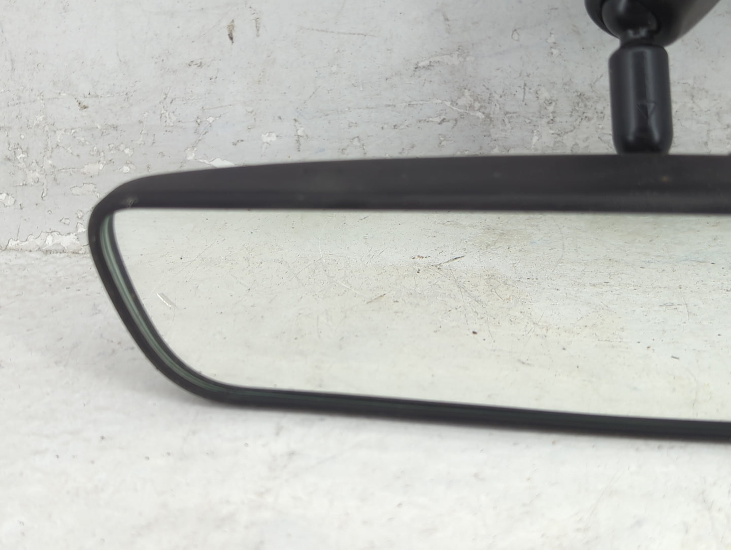 2021-2022 Hyundai Elantra Interior Rear View Mirror Replacement OEM P/N:E13049896 Fits Fits 2020 2021 2022 2023 OEM Used Aut