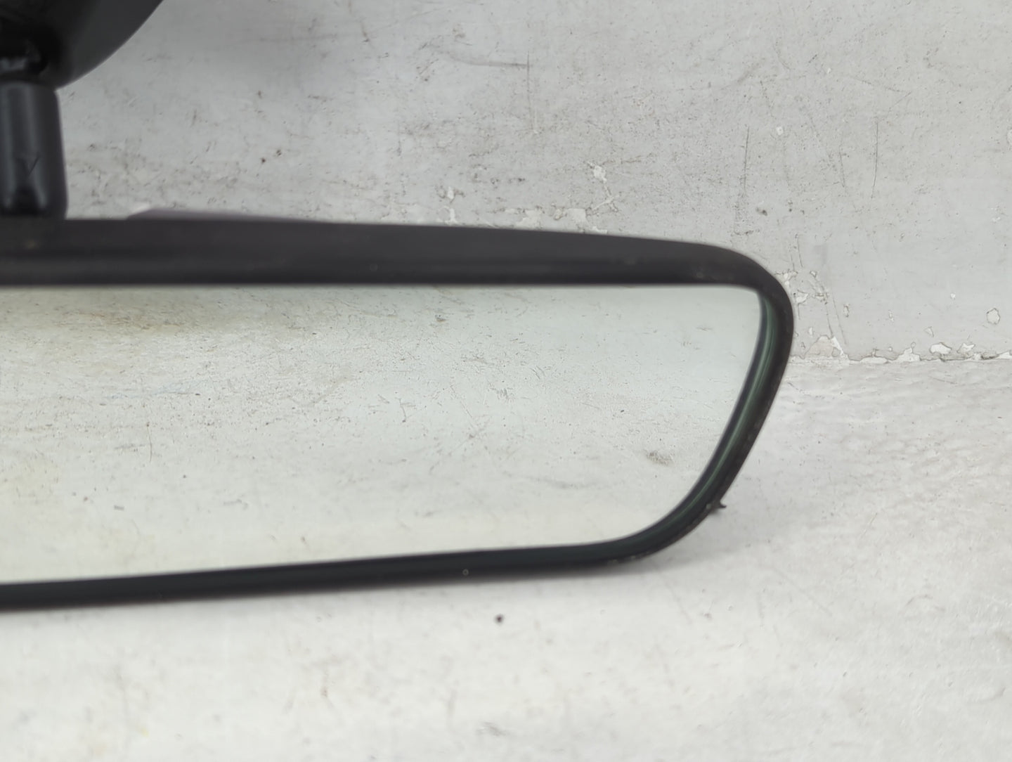 2021-2022 Hyundai Elantra Interior Rear View Mirror Replacement OEM P/N:E13049896 Fits Fits 2020 2021 2022 2023 OEM Used Aut