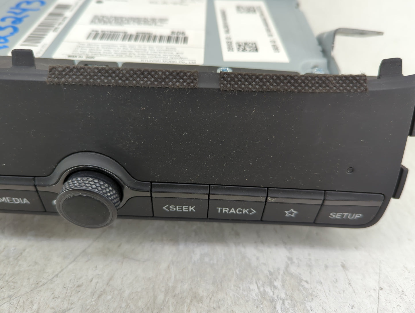 2023 Hyundai Elantra Radio AM FM Cd Player Receiver Replacement P/N:96560-IB310LM5 Fits OEM Used Auto Parts - Oemusedautopar