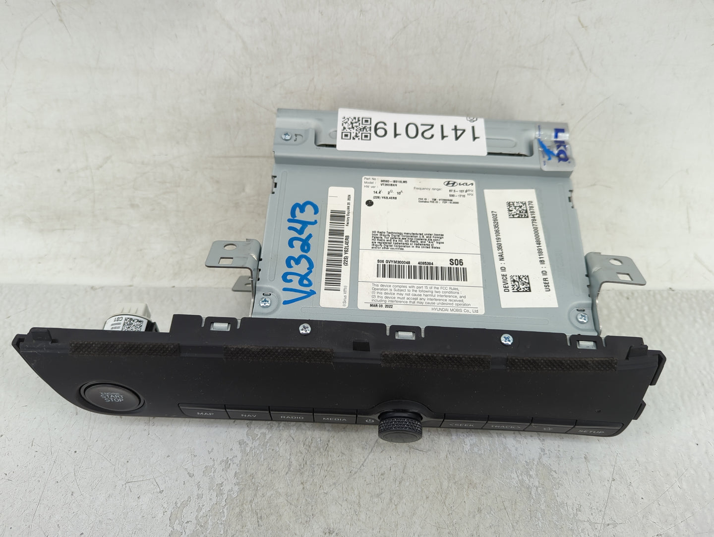 2023 Hyundai Elantra Radio AM FM Cd Player Receiver Replacement P/N:96560-IB310LM5 Fits OEM Used Auto Parts - Oemusedautopar