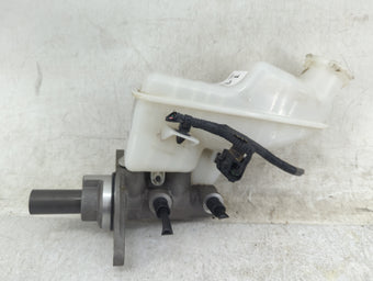 compare product 2023 Hyundai Elantra Brake Master Cylinder 1451350