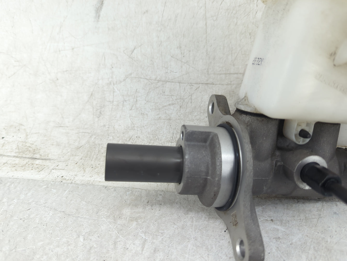 2023 Hyundai Elantra Brake Master Cylinder 1451350 - Oemusedautoparts1.com