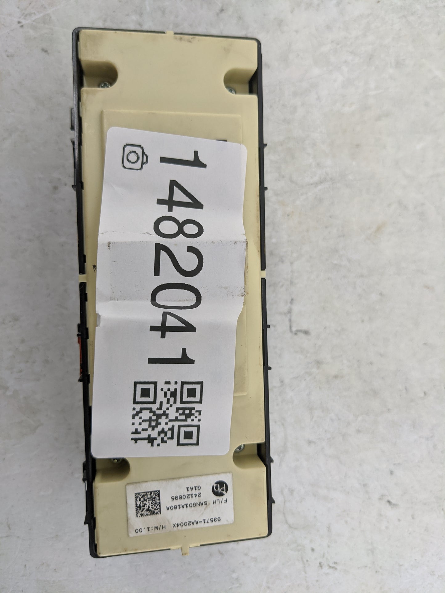 2021-2022 Hyundai Elantra Master Power Window Switch Replacement Driver Side Left P/N:93571-AA2004X SANGD1A180A Fits OEM Use