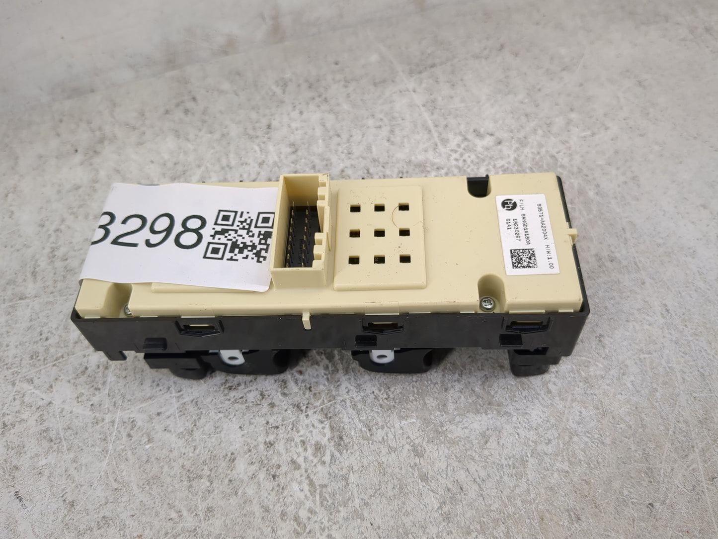 2021-2022 Hyundai Elantra Master Power Window Switch Replacement Driver Side Left P/N:93571-AA2004X SANGD1A180A Fits OEM Use
