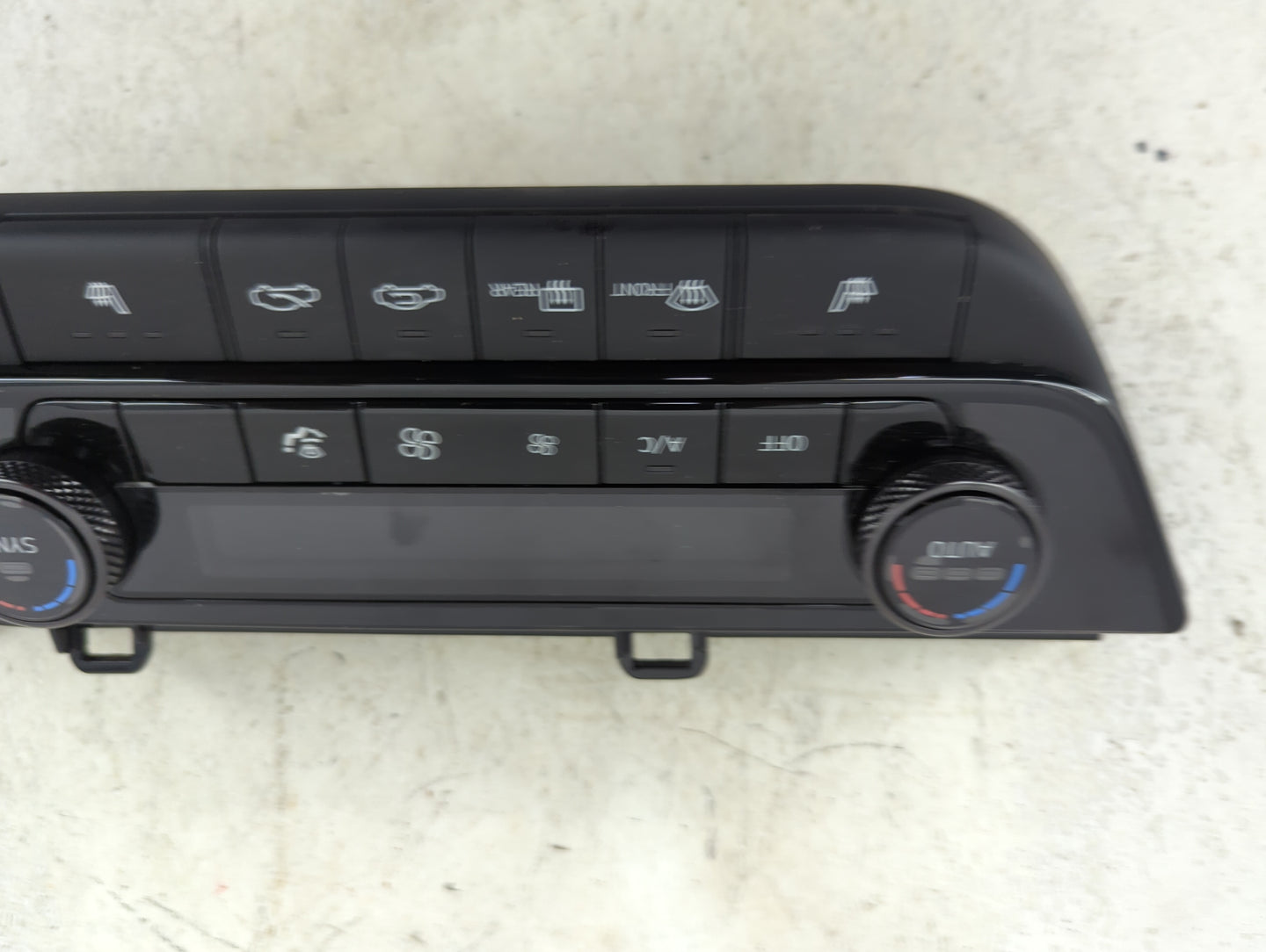 2022 Hyundai Elantra Climate Control Module Temperature AC/Heater Replacement P/N:97250-AA410LM5 Fits OEM Used Auto Parts - 
