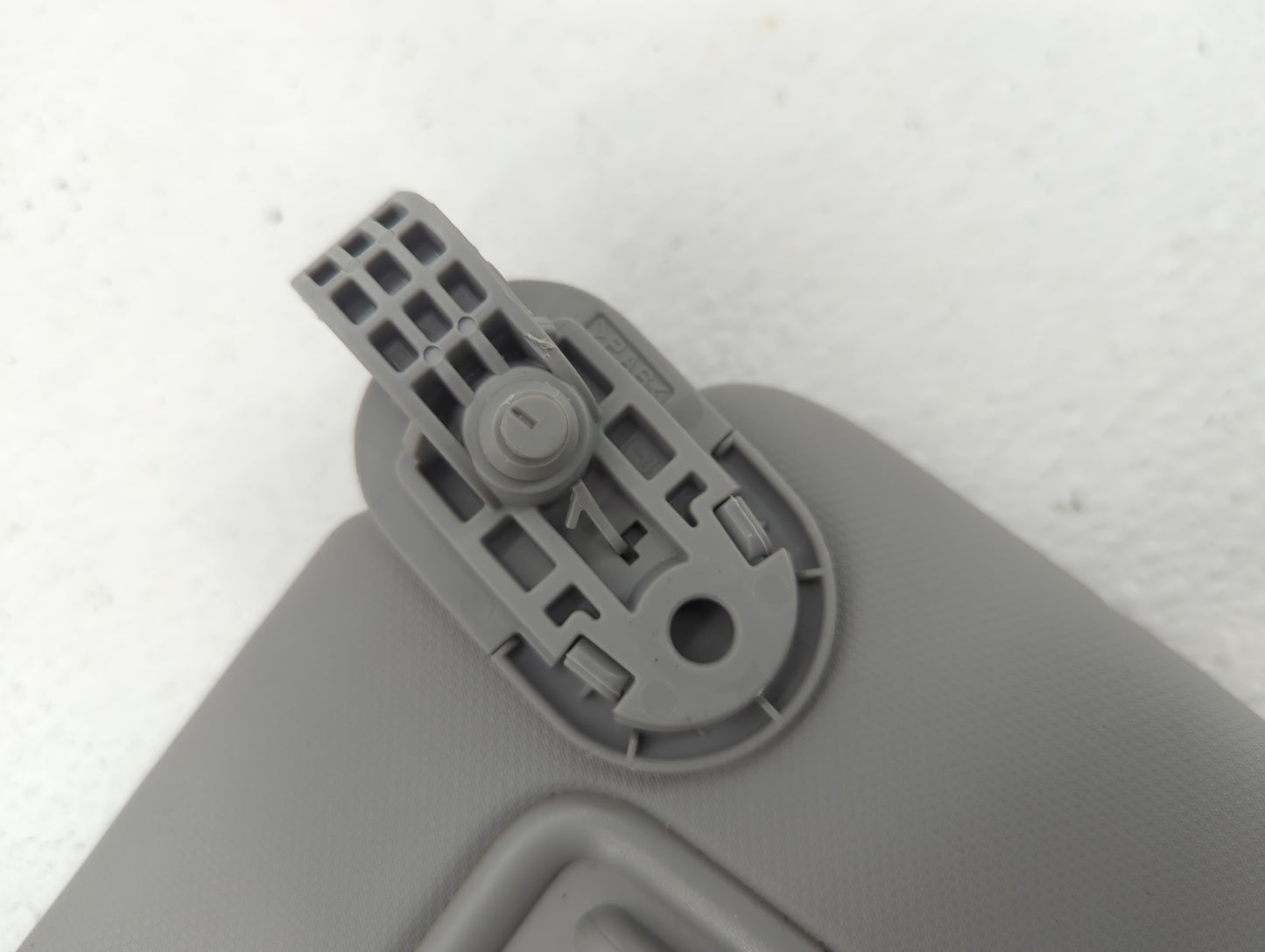 2021-2022 Hyundai Elantra Sun Visor Shade Replacement Passenger Right Mirror Fits Fits 2021 2022 OEM Used Auto Parts - Oemus