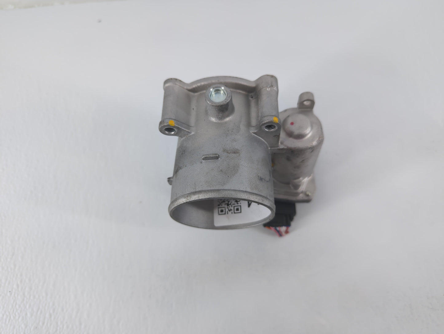 2021-2022 Hyundai Elantra Throttle Body P/N:35100-2J410 Fits Fits 2021 2022 OEM Used Auto Parts - Oemusedautoparts1.com