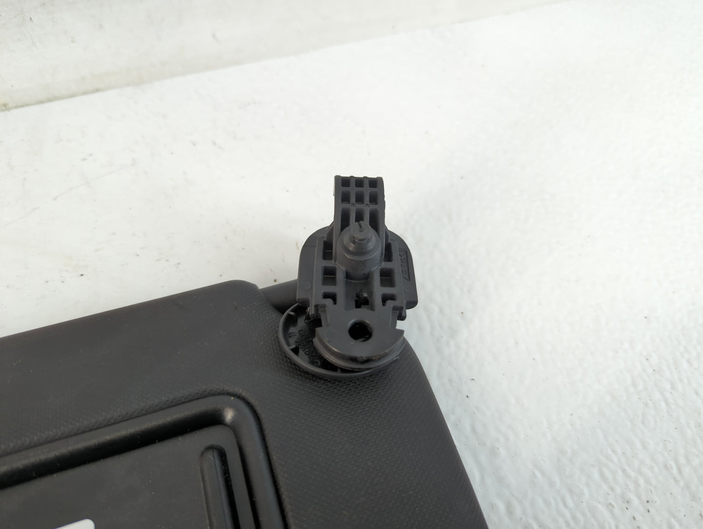 2021-2022 Hyundai Elantra Sun Visor Shade Replacement Passenger Right Mirror Fits Fits 2021 2022 OEM Used Auto Parts - Oemus