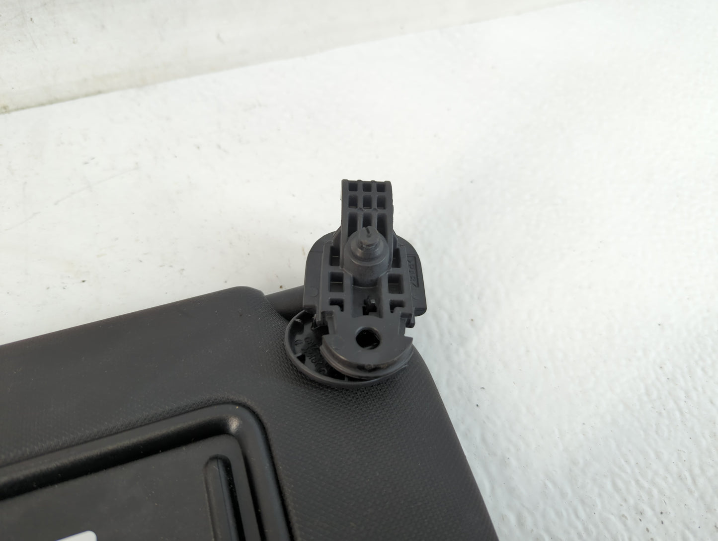 2021-2022 Hyundai Elantra Sun Visor Shade Replacement Passenger Right Mirror Fits Fits 2021 2022 OEM Used Auto Parts - Oemus