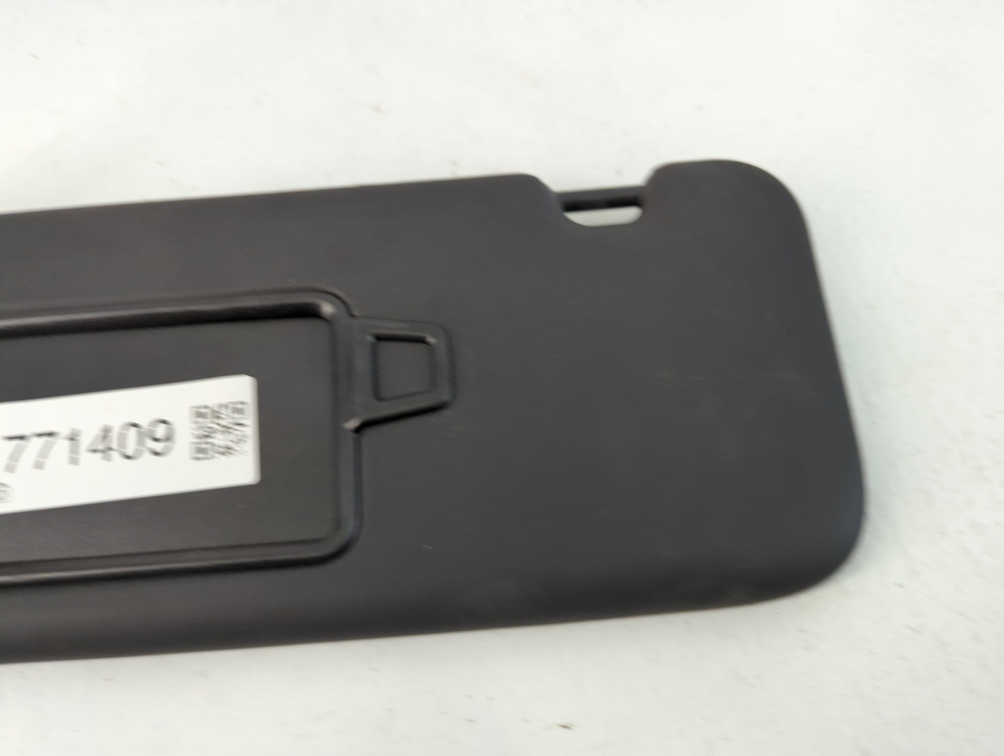 2021-2022 Hyundai Elantra Sun Visor Shade Replacement Driver Left Mirror Fits Fits 2021 2022 OEM Used Auto Parts - Oemusedau