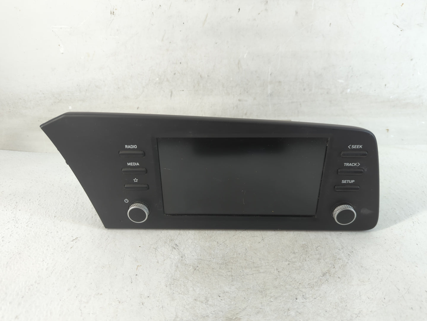2021-2022 Hyundai Elantra Radio AM FM Cd Player Receiver Replacement P/N:96160-BY090LS5 Fits Fits 2021 2022 OEM Used Auto Pa