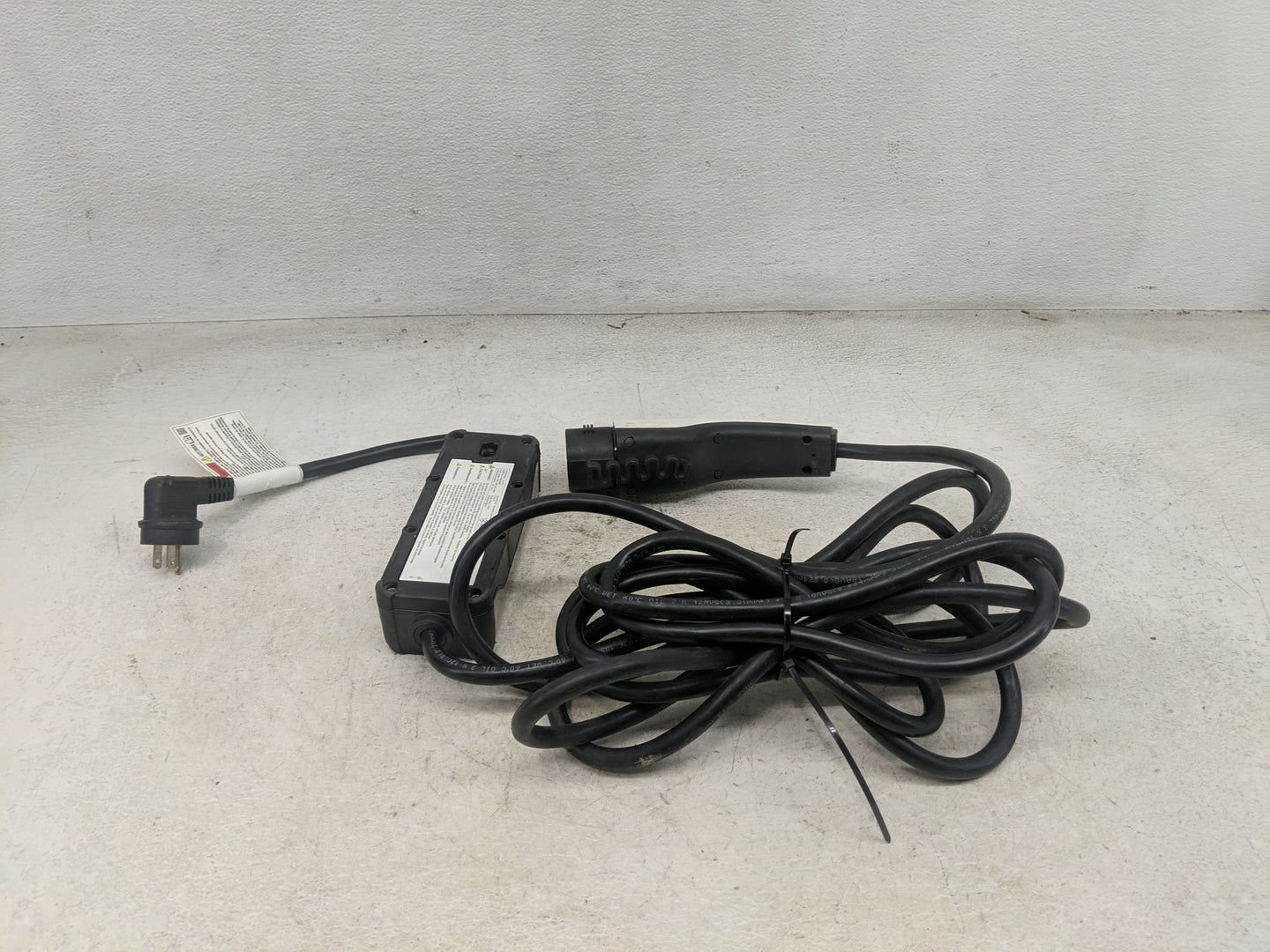 2023 Hyundai Genesis 1463470 - Oemusedautoparts1.com