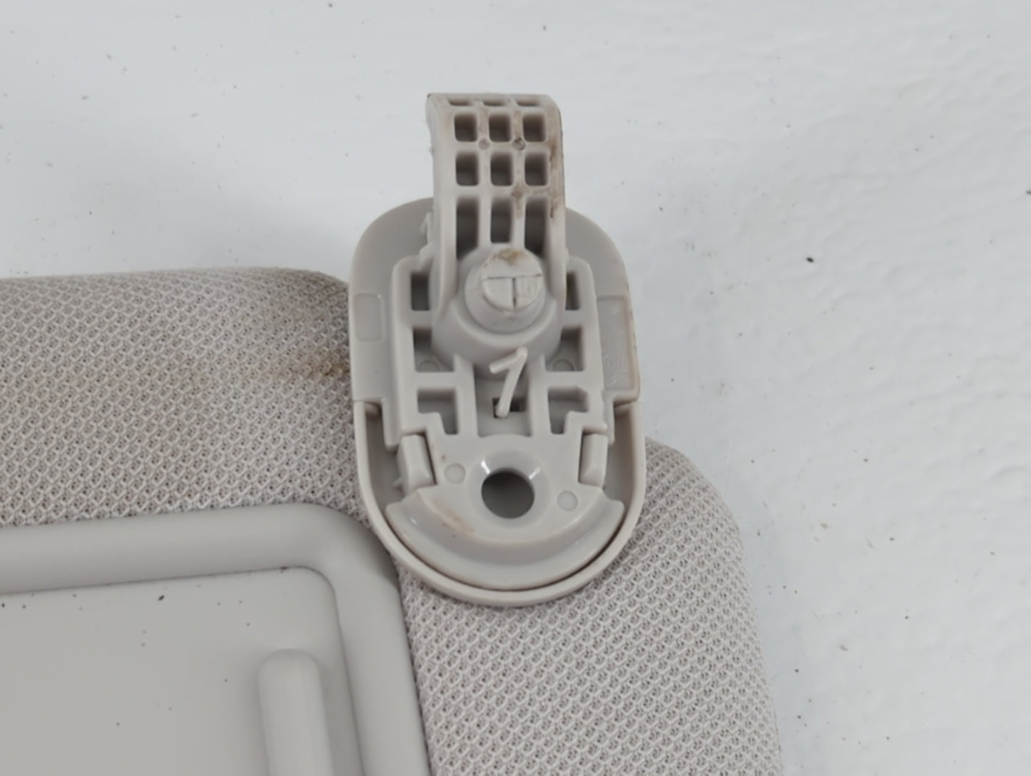 2023 Hyundai Ioniq5 Sun Visor Shade Replacement Passenger Right Mirror Fits OEM Used Auto Parts - Oemusedautoparts1.com