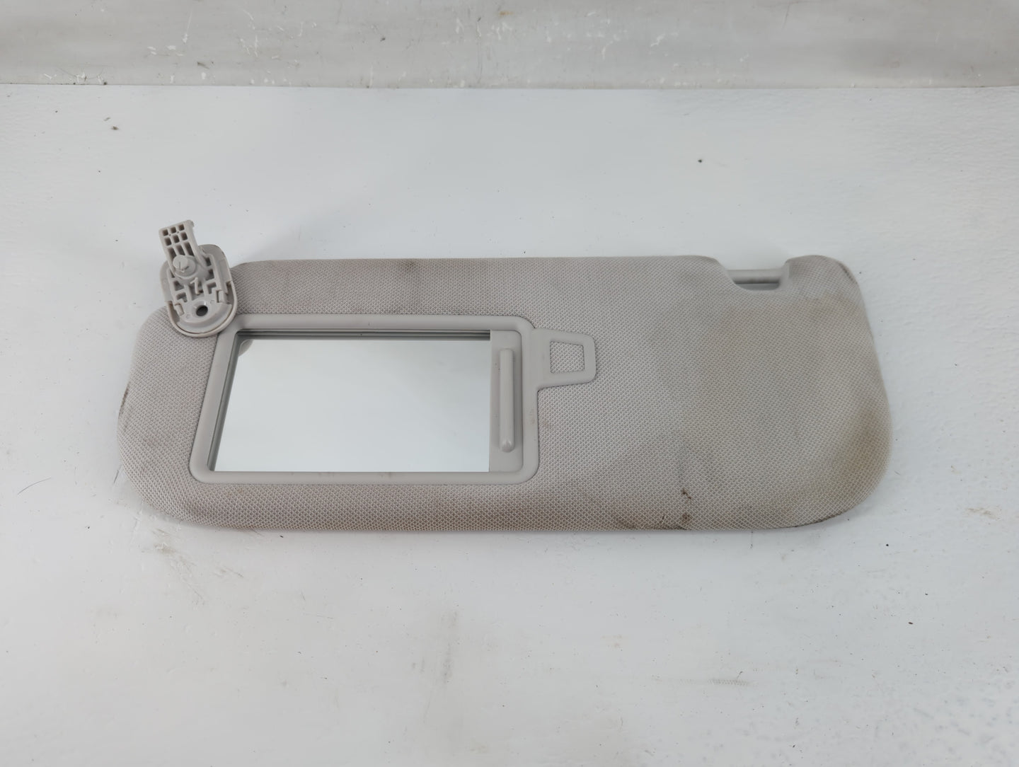 2023 Hyundai Ioniq5 Sun Visor Shade Replacement Driver Left Mirror Fits OEM Used Auto Parts - Oemusedautoparts1.com