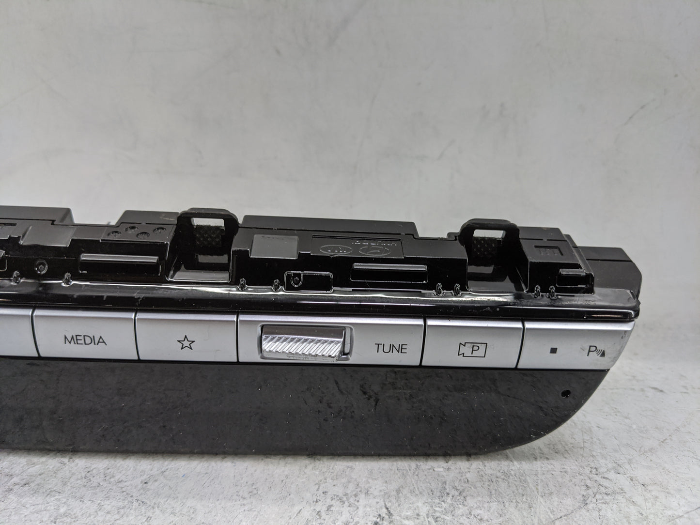 2023 Hyundai Ioniq 5 Radio AM FM Cd Player Receiver Replacement P/N:96540-GI320LS5 Fits OEM Used Auto Parts - Oemusedautopar