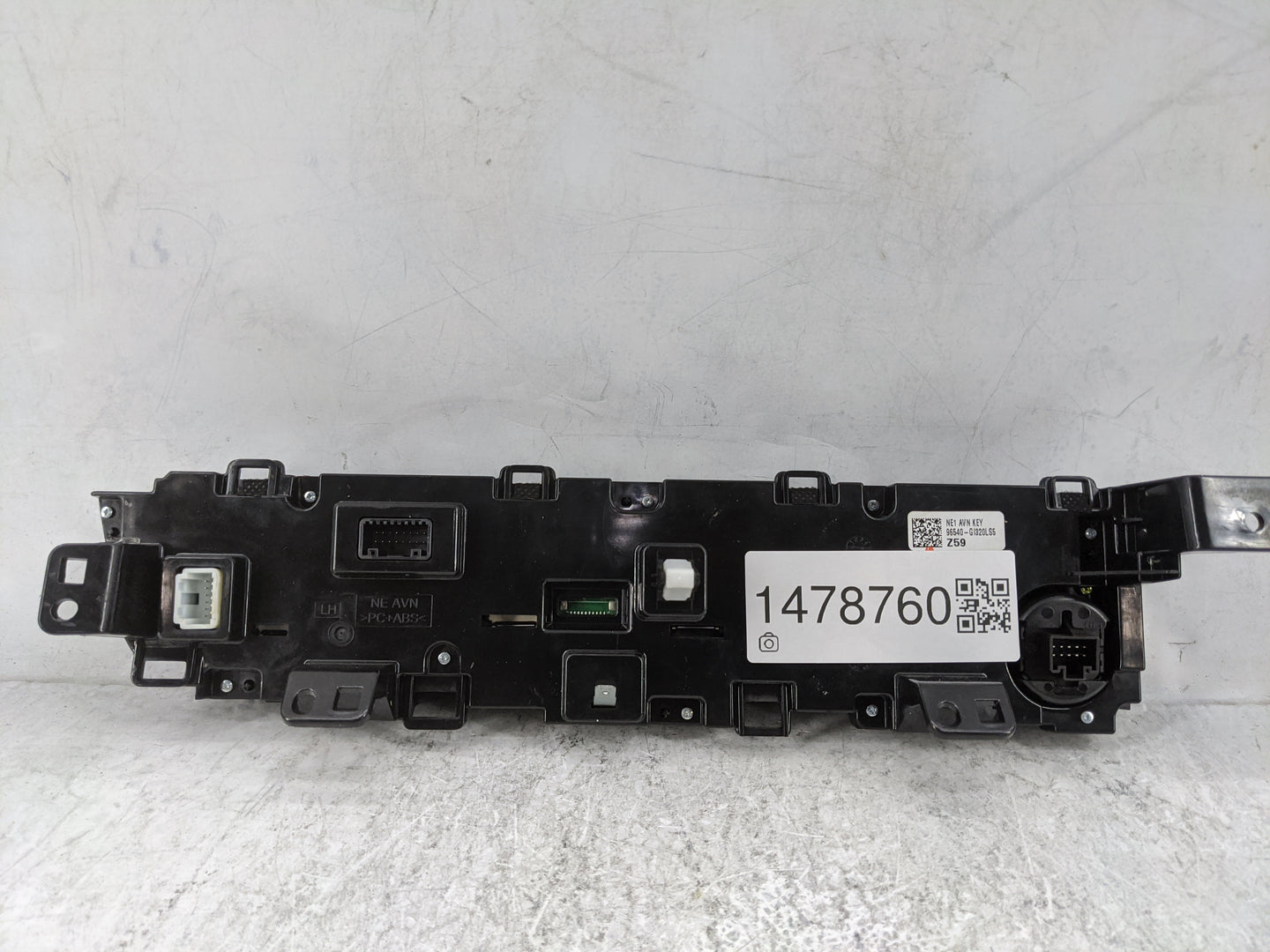 2023 Hyundai Ioniq 5 Radio AM FM Cd Player Receiver Replacement P/N:96540-GI320LS5 Fits OEM Used Auto Parts - Oemusedautopar
