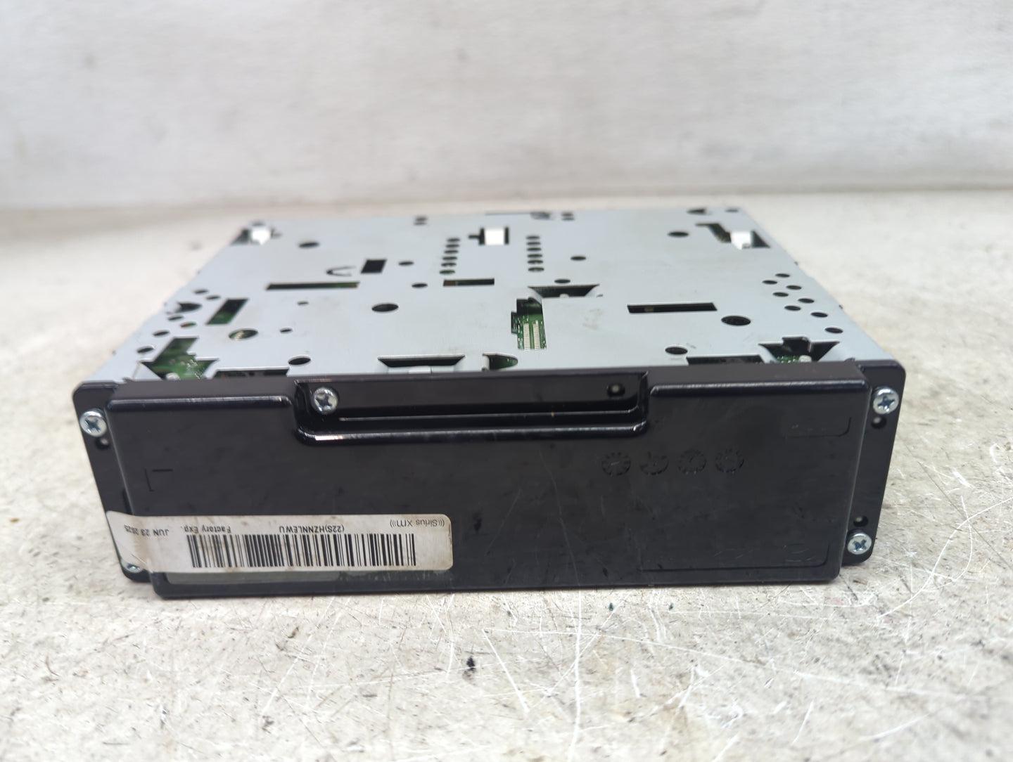 2023 Hyundai Ioniq 5 Radio AM FM Cd Player Receiver Replacement P/N:VT2510/AN T09-VT2510/AN, Y2P-VL8000 Fits OEM Used Auto P
