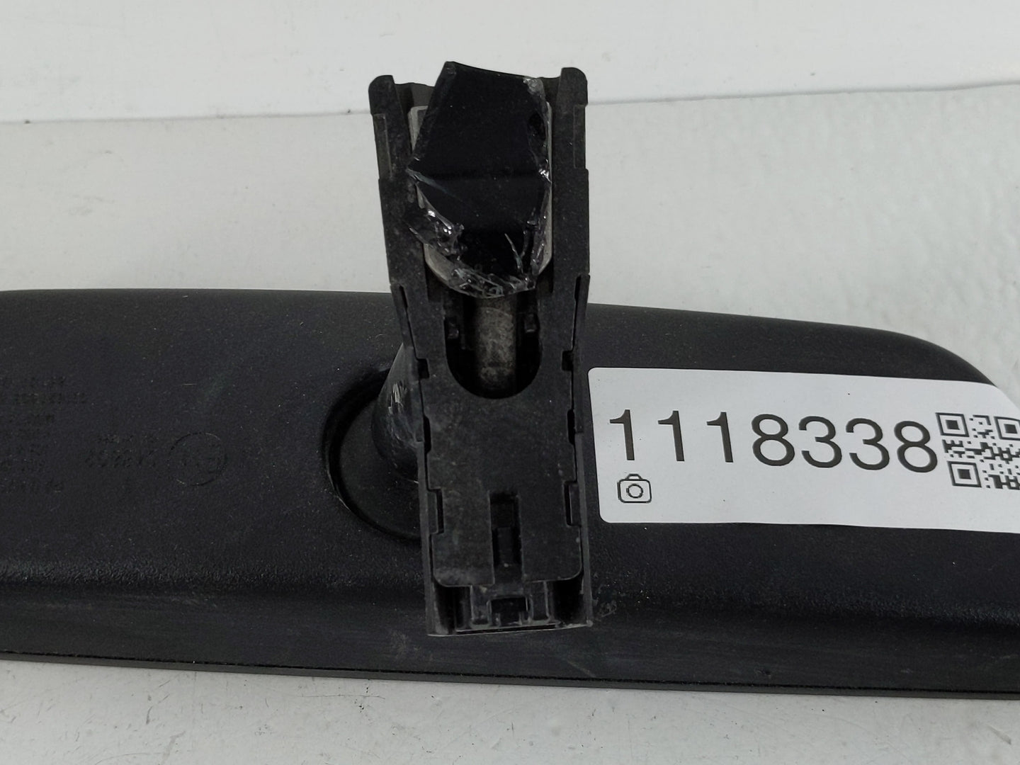 2018-2022 Hyundai Kona Interior Rear View Mirror Replacement OEM P/N:E11048602 Fits Fits 2018 2019 2020 2021 2022 OEM Used A