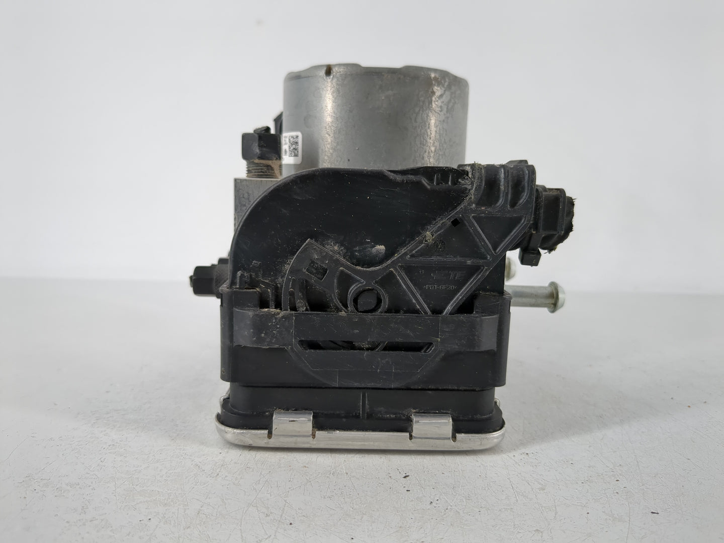 2022 Hyundai Kona ABS Pump Control Module Replacement P/N:58900-J9300 Fits OEM Used Auto Parts - Oemusedautoparts1.com