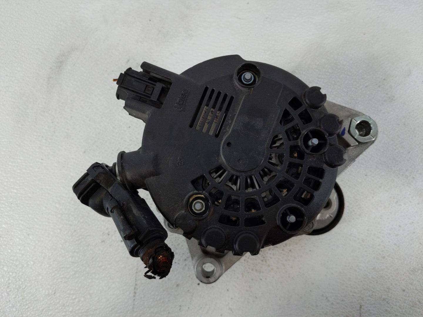 2022 Hyundai Kona Alternator Replacement Generator Charging Assembly Engine OEM P/N:37300 2J355 Fits Fits 2021 OEM Used Auto