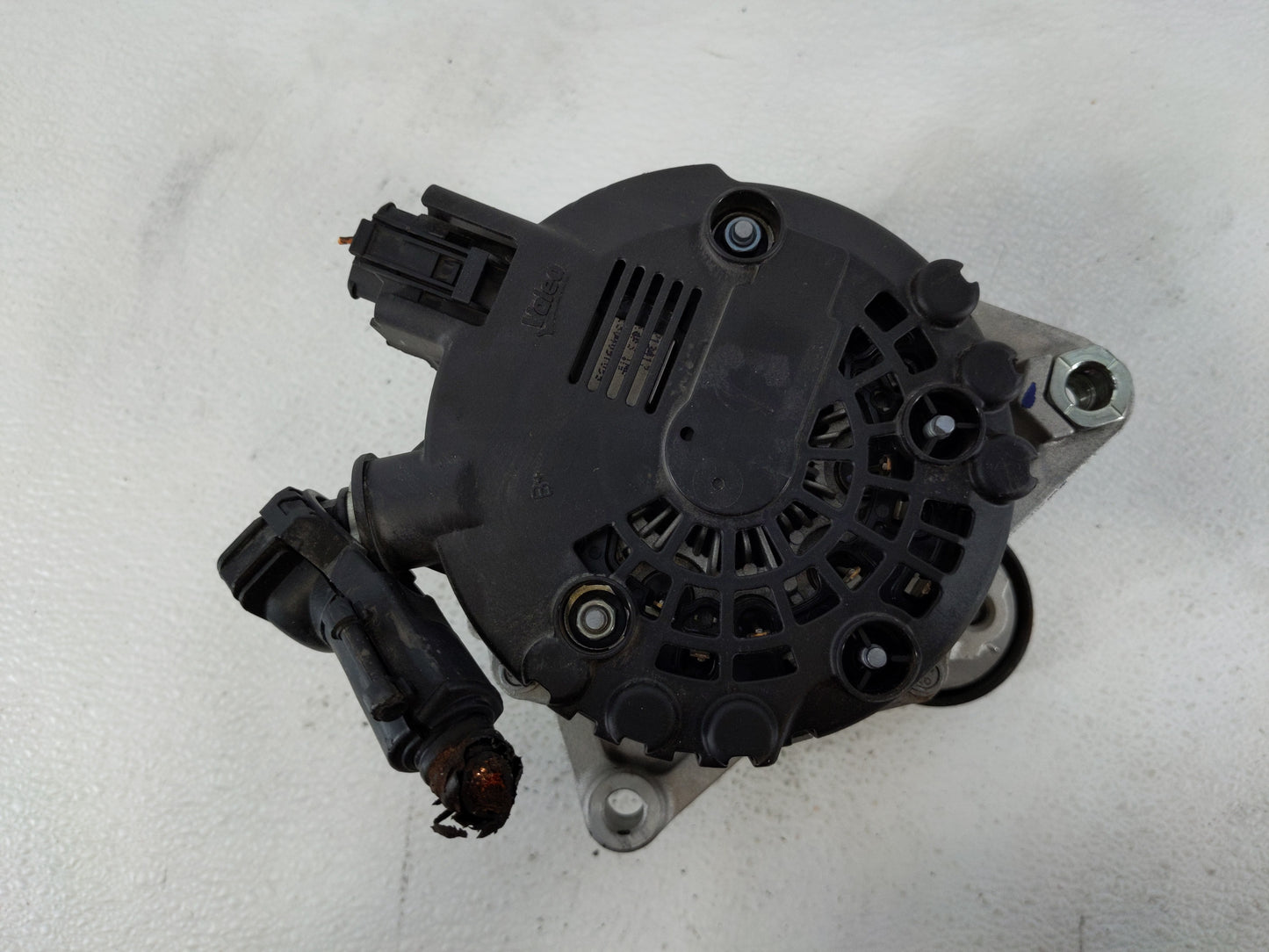 2022 Hyundai Kona Alternator Replacement Generator Charging Assembly Engine OEM P/N:37300 2J355 Fits Fits 2021 OEM Used Auto