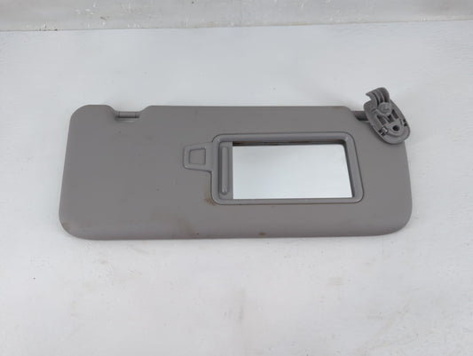 2022 Hyundai Kona Sun Visor Shade Replacement Passenger Right Mirror Fits OEM Used Auto Parts - Oemusedautoparts1.com
