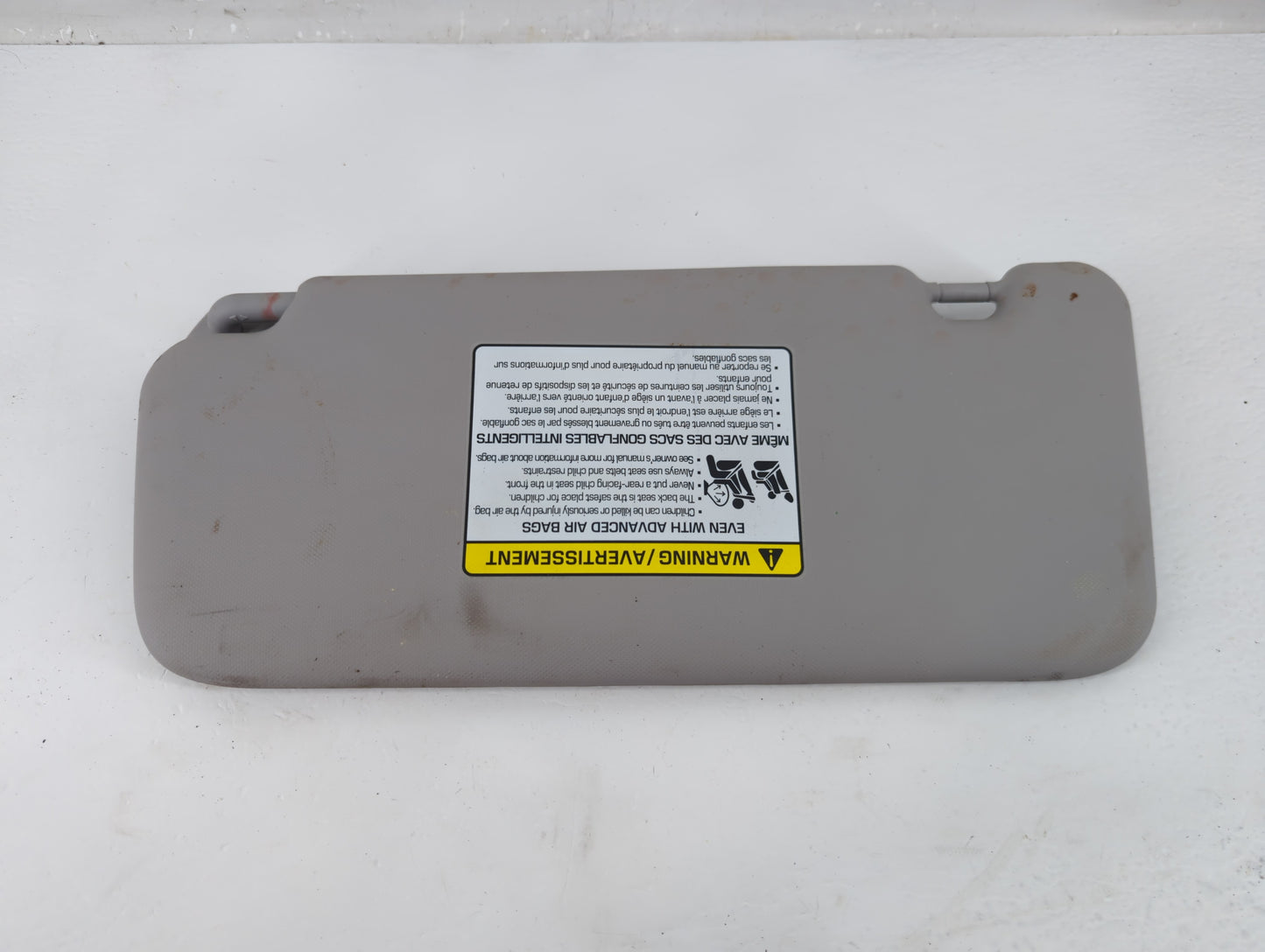 2022 Hyundai Kona Sun Visor Shade Replacement Passenger Right Mirror Fits OEM Used Auto Parts - Oemusedautoparts1.com