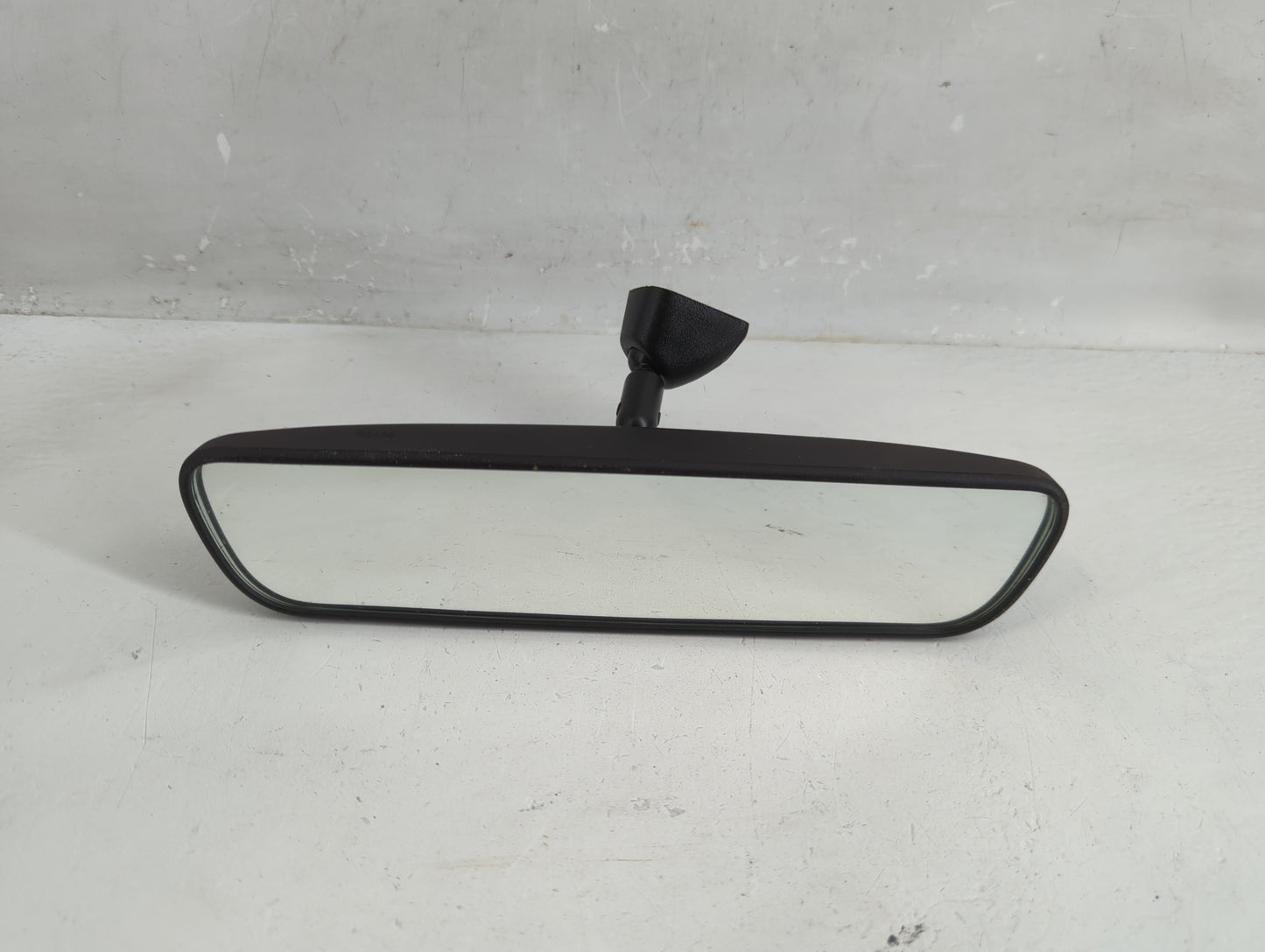 2022 Hyundai Kona Interior Rear View Mirror Replacement OEM P/N:E13049896 Fits Fits 2020 2021 2023 OEM Used Auto Parts - Oem
