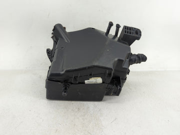 2022 Hyundai Kona Fusebox Fuse Box Panel Relay Module P/N:1898009625 Fits OEM Used Auto Parts - Oemusedautoparts1.com