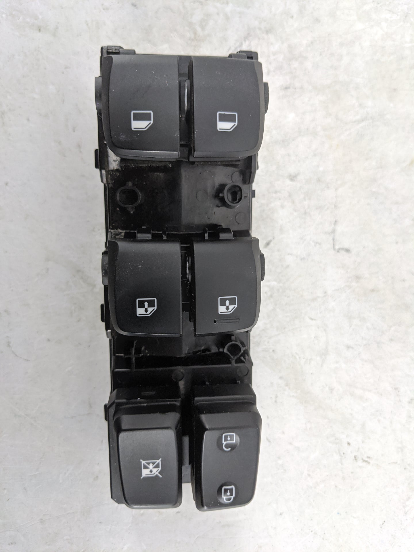 2018-2022 Hyundai Kona Master Power Window Switch Replacement Driver Side Left P/N:93570-J9200TMT Fits OEM Used Auto Parts -