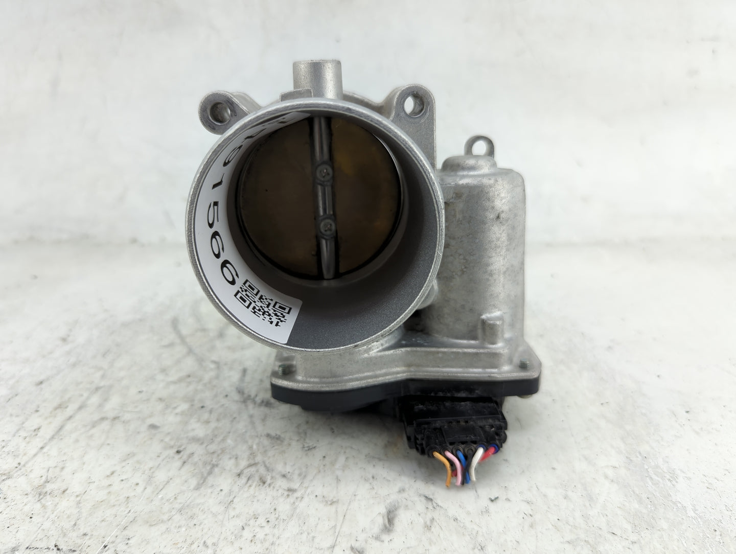 2022 Hyundai Kona Throttle Body P/N:35100-2J410 62701 0F27 Fits Fits 2021 OEM Used Auto Parts - Oemusedautoparts1.com