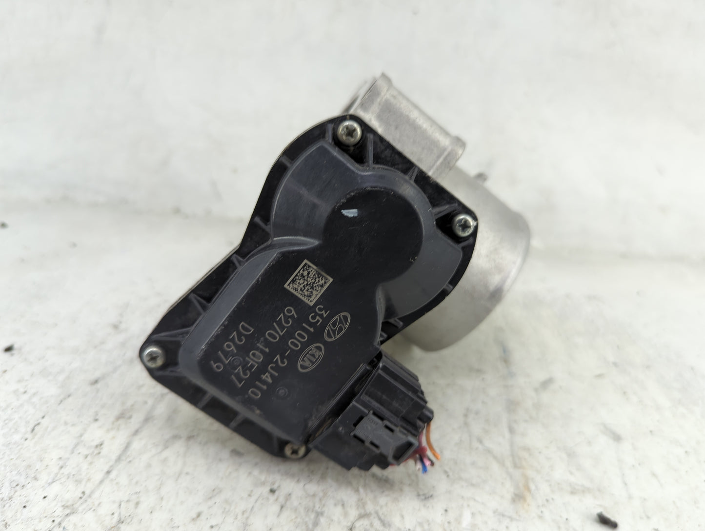 2022 Hyundai Kona Throttle Body P/N:35100-2J410 62701 0F27 Fits Fits 2021 OEM Used Auto Parts - Oemusedautoparts1.com