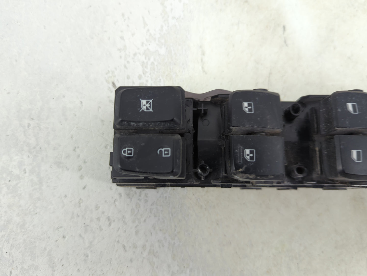 2018-2022 Hyundai Kona Master Power Window Switch Replacement Driver Side Left P/N:93570-J9200TMT 935702J1200 Fits OEM Used 