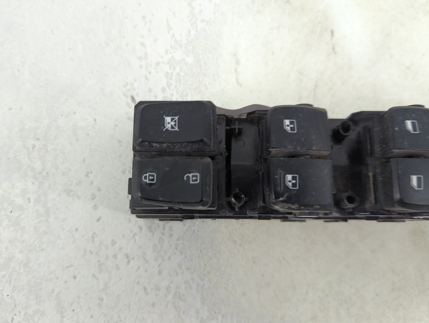 2018-2022 Hyundai Kona Master Power Window Switch Replacement Driver Side Left P/N:93570-J9200TMT 935702J1200 Fits OEM Used 