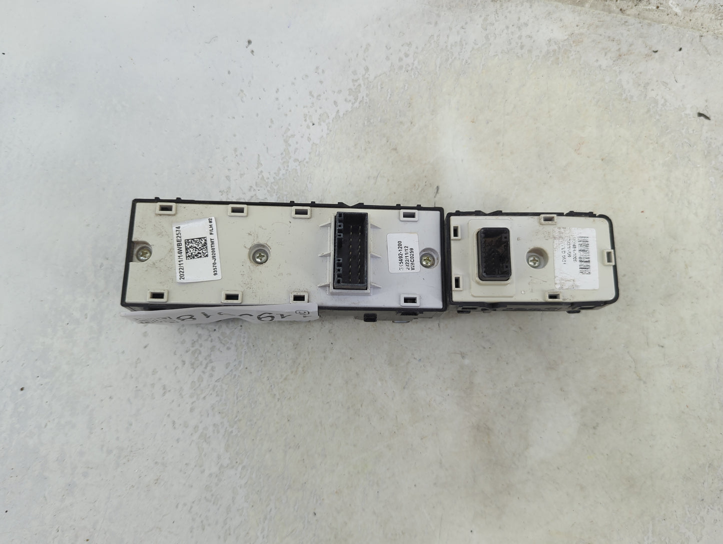 2018-2022 Hyundai Kona Master Power Window Switch Replacement Driver Side Left P/N:93570-J9200TMT 935702J1200 Fits OEM Used 