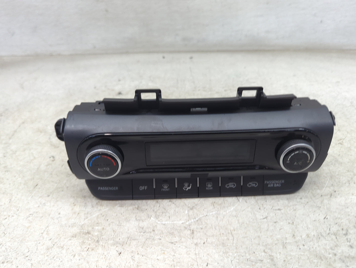 2022 Hyundai Kona Climate Control Module Temperature AC/Heater Replacement P/N:97250-J9DV0 C20038-8970, 220310A0013132932 Fi