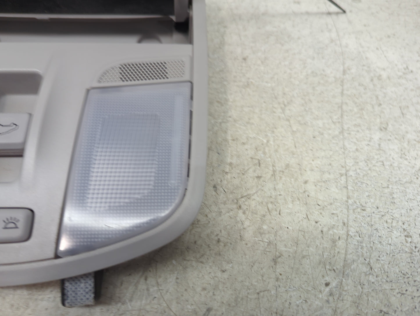 2018-2022 Hyundai Kona Overhead Roof Console Gray - Oemusedautoparts1.com