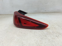 2022 Hyundai Kona Tail Light Assembly Passenger Right OEM P/N:92402J9510 92402-J95, 92402-J96, 92402-J951, 92402-J961 Fits O