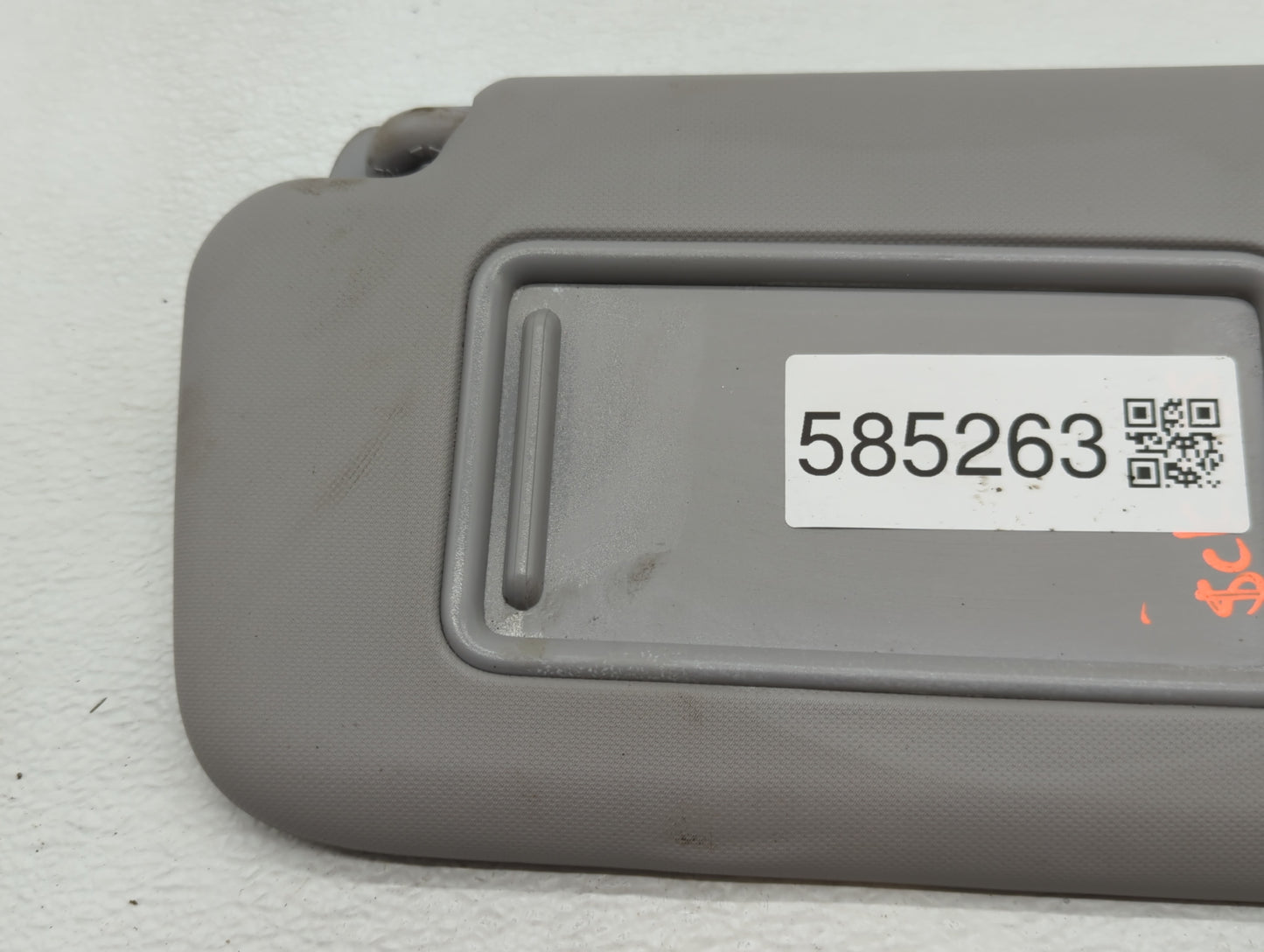 2022 Hyundai Kona Sun Visor Shade Replacement Passenger Right Mirror Fits OEM Used Auto Parts - Oemusedautoparts1.com