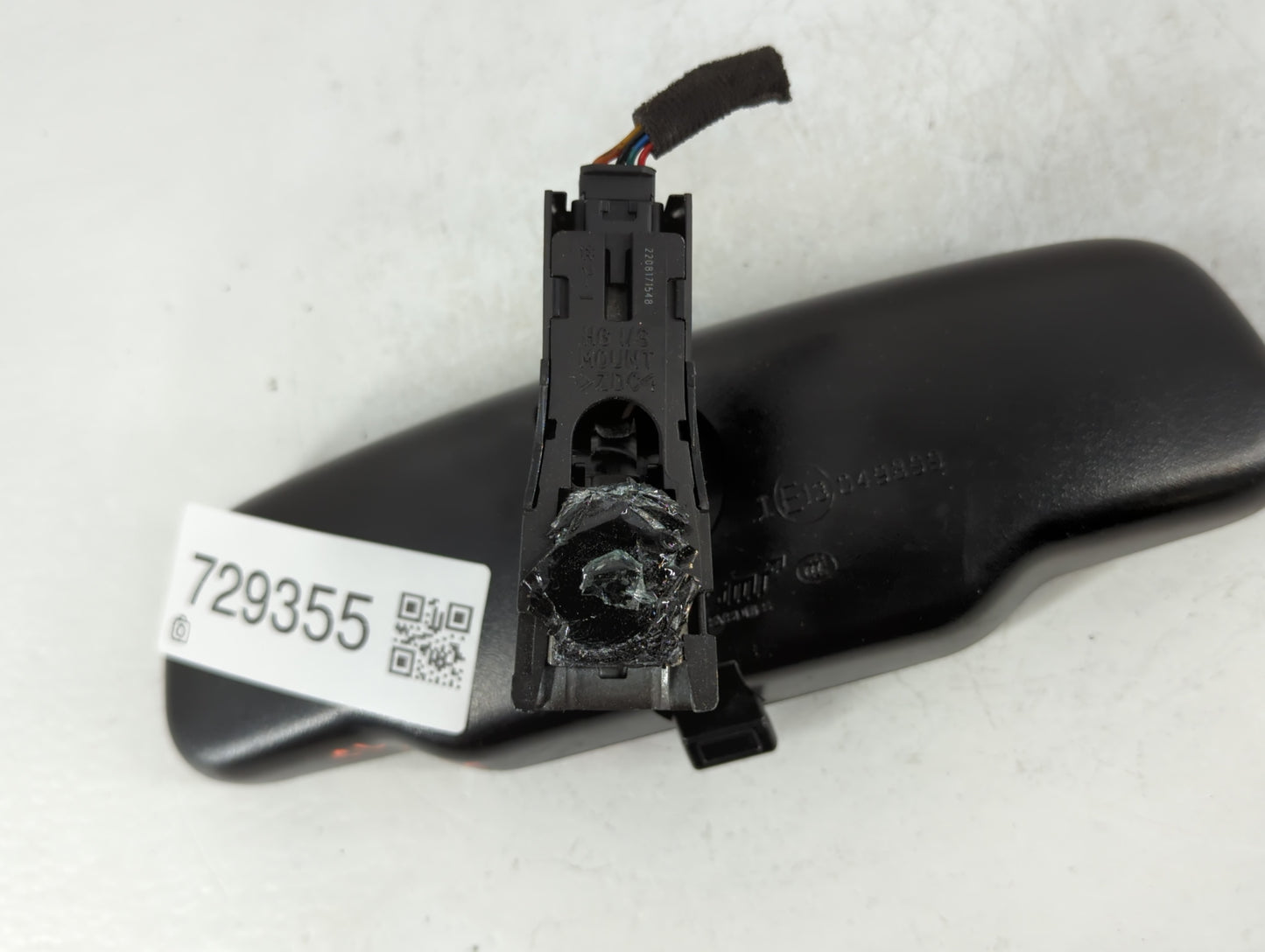 2019-2022 Hyundai Kona Interior Rear View Mirror Replacement OEM P/N:E13049899 Fits Fits 2019 2020 2021 2022 OEM Used Auto P