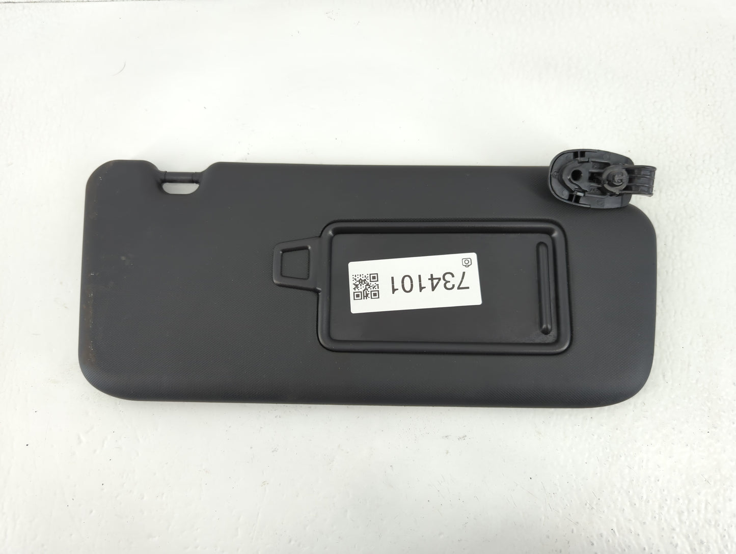 2022 Hyundai Kona Sun Visor Shade Replacement Passenger Right Mirror Fits OEM Used Auto Parts - Oemusedautoparts1.com