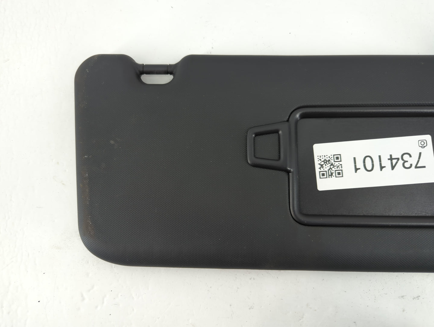 2022 Hyundai Kona Sun Visor Shade Replacement Passenger Right Mirror Fits OEM Used Auto Parts - Oemusedautoparts1.com