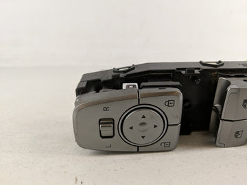 2023 Hyundai Palisade Master Power Window Switch Replacement Driver Side Left P/N:0000018 220608 Fits OEM Used Auto Parts