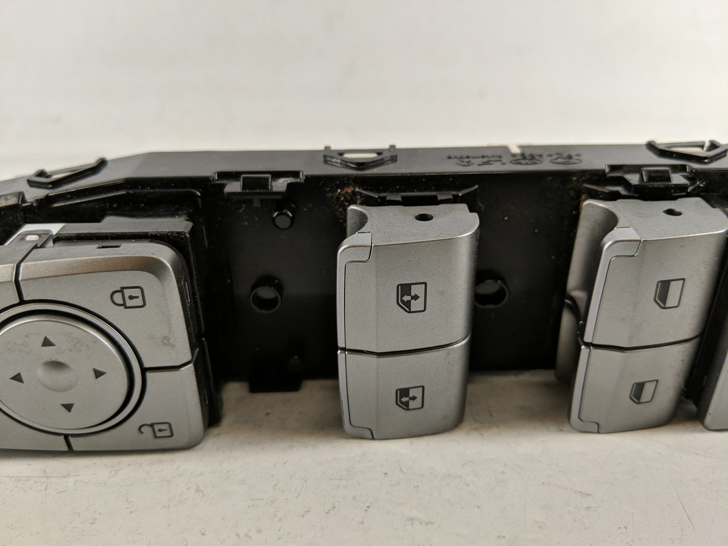 2023 Hyundai Palisade Master Power Window Switch Replacement Driver Side Left P/N:0000018 220608 Fits OEM Used Auto Parts - 