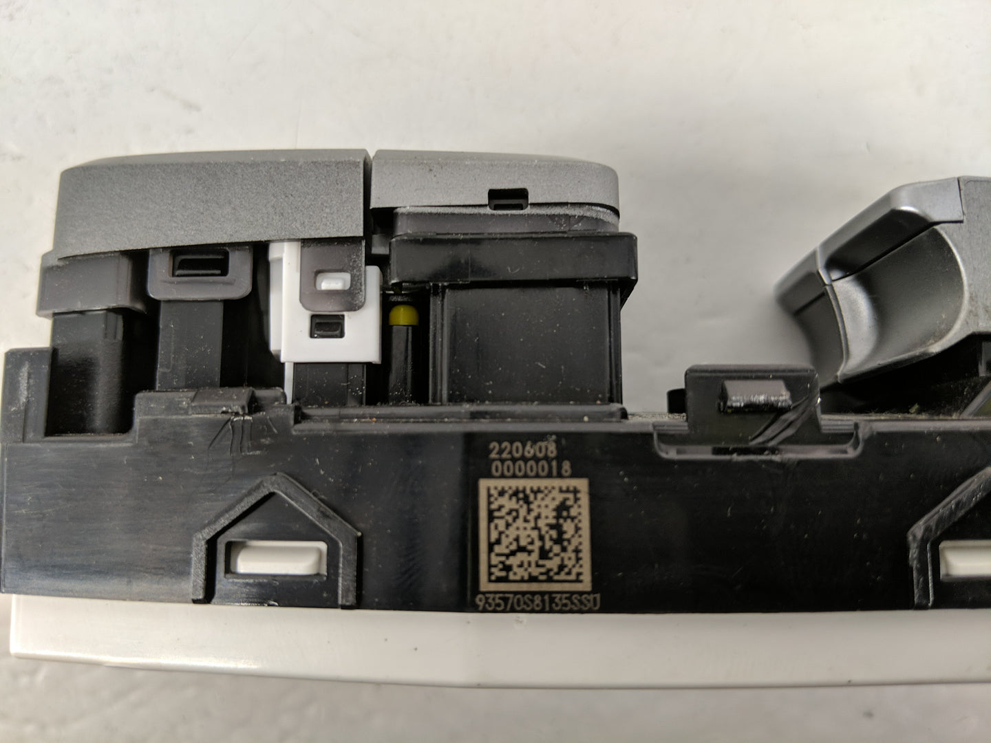 2023 Hyundai Palisade Master Power Window Switch Replacement Driver Side Left P/N:0000018 220608 Fits OEM Used Auto Parts - 