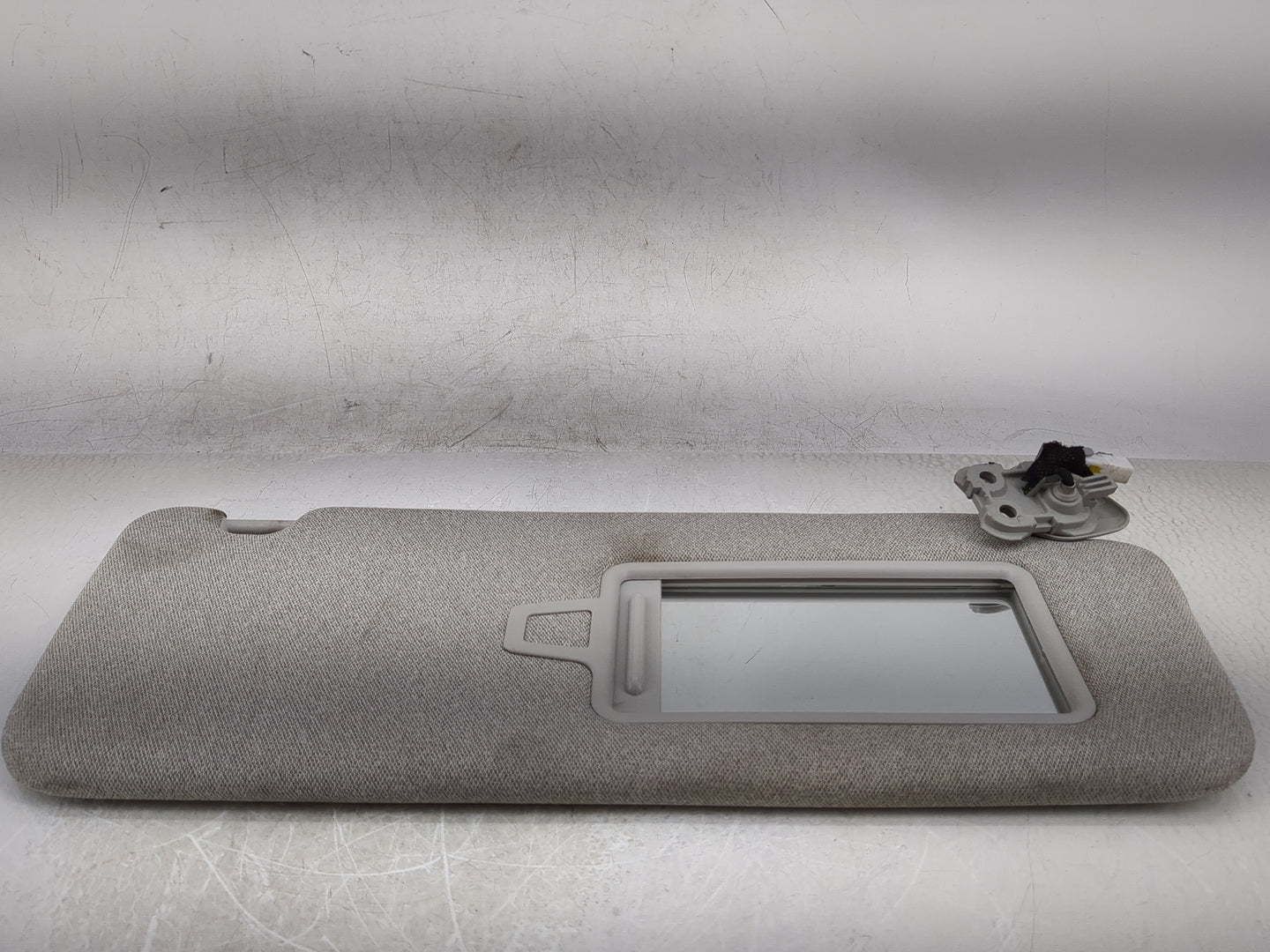 2020-2022 Hyundai Palisade Sun Visor Shade Replacement Passenger Right Mirror Fits Fits 2020 2021 2022 OEM Used Auto Parts -